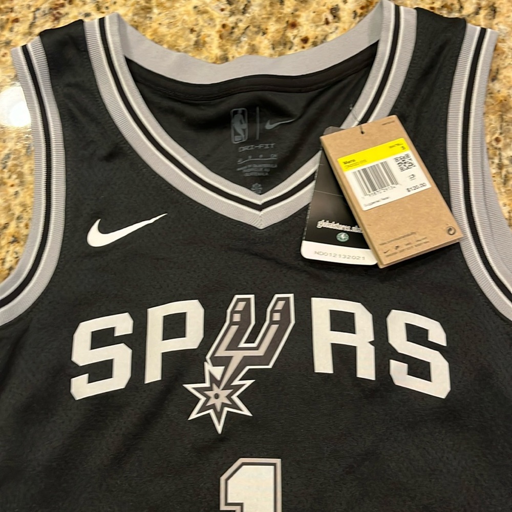NWT Nike Men’s NBA Spurs Wembanyama Jersey Size S